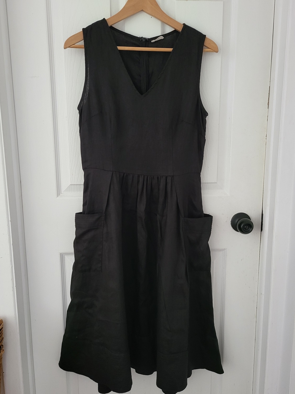NAIF Black Sleeveless V-Neck Midi Dress with Side Pockets 100% Linen
